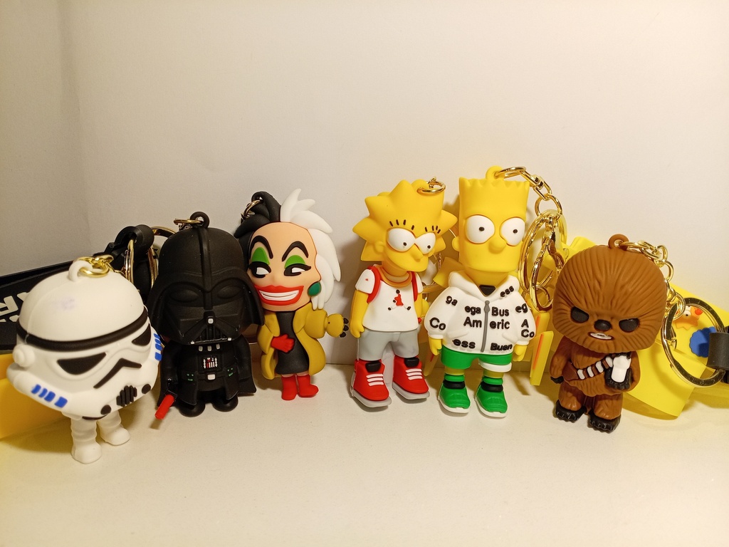 LLAVEROS MOTIVOS VARIOS