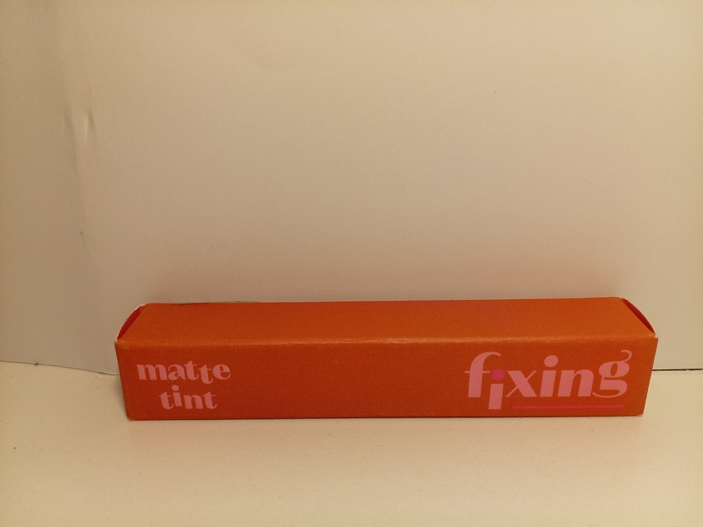 LIP TINTA MATE TONO 04 GINGER MILK TEA