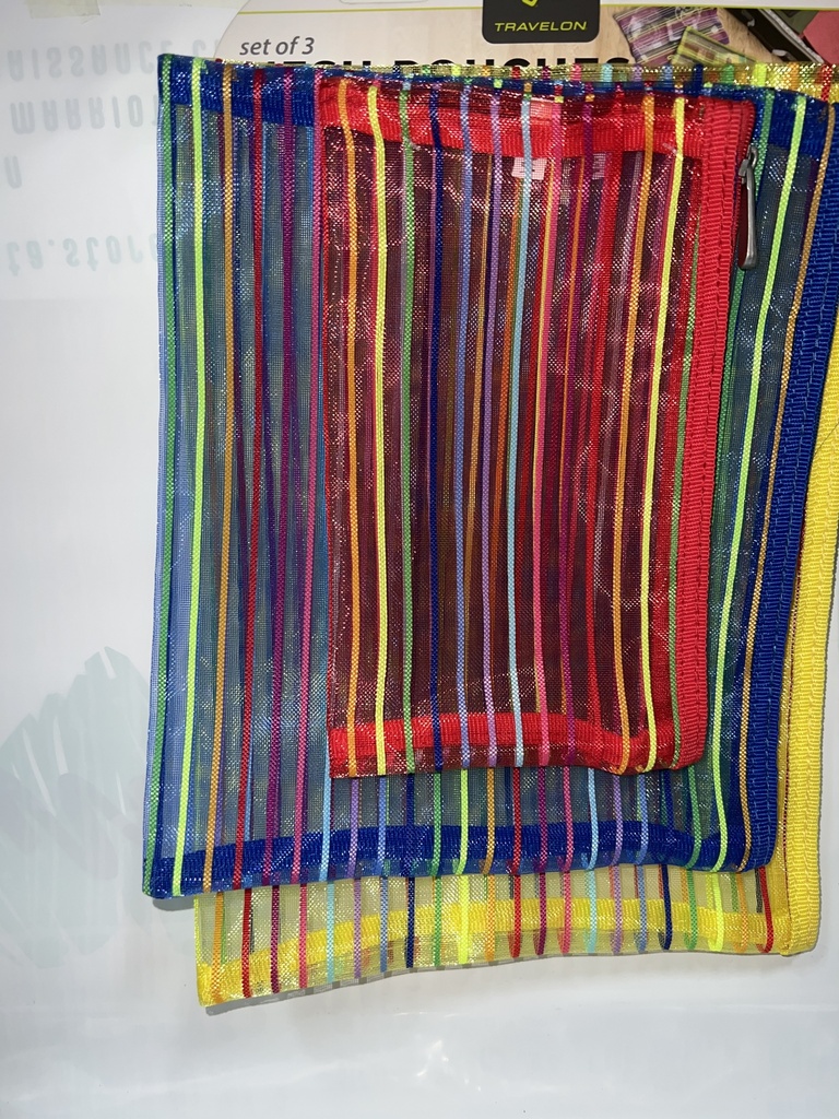 SET DE 3 BOLSAS DE VIAJE DE MALLA