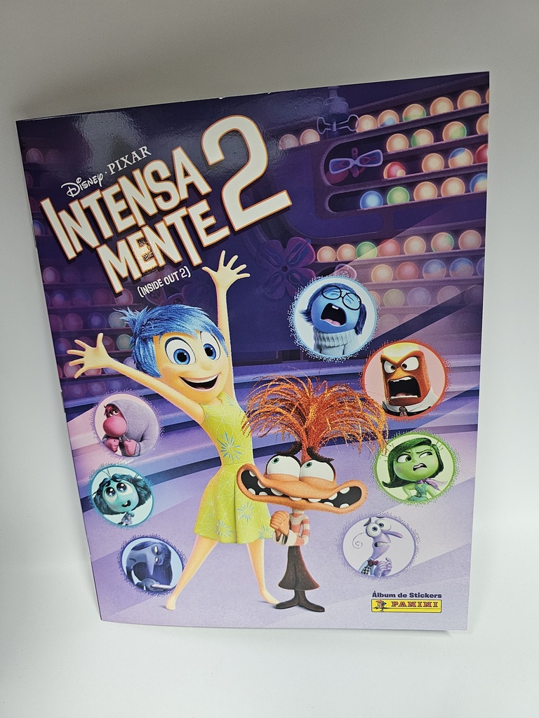 ALBUM PANINI DE STICKERS INTENSAMENTE 2