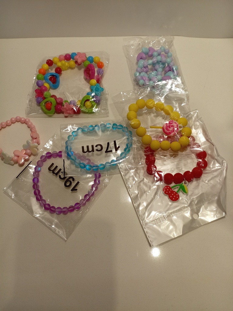 PULSERAS Y ACCESORIOS 