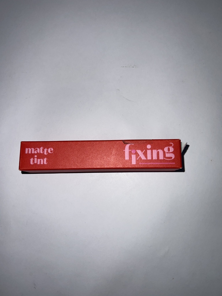 LIP TINTA MATE TONO 02 VINTAGE RED