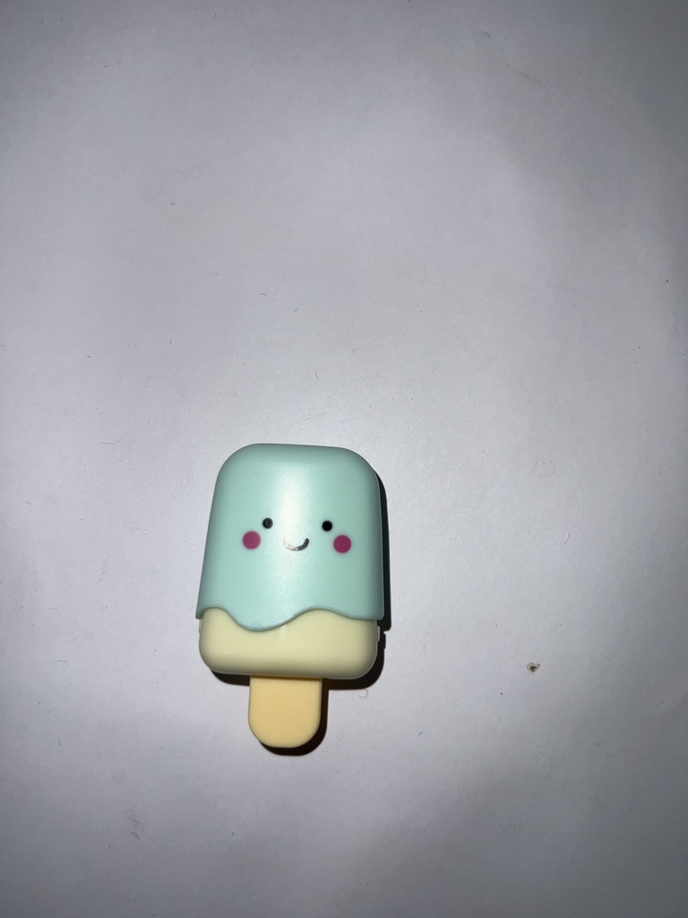 MINI BALSAMOS LABIALES FORMA HELADO