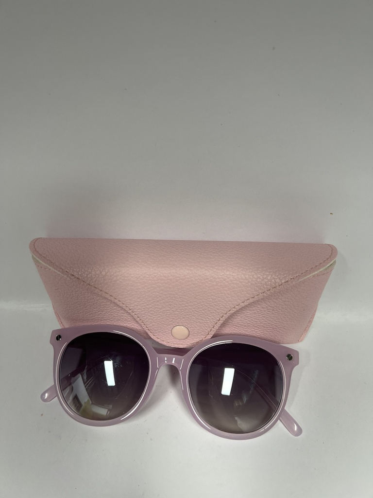 ESTUCHE CON LENTES ARIANA GRANDE 