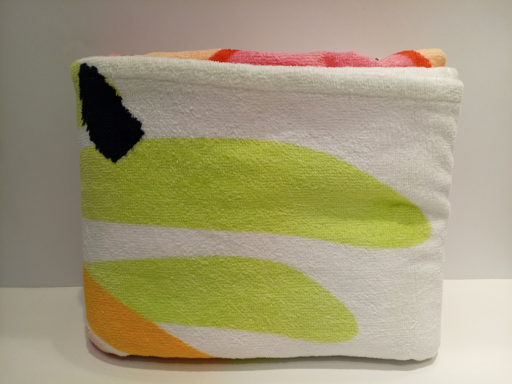 TOALLA DE BAÑO TORONJA FONDO BLANCO