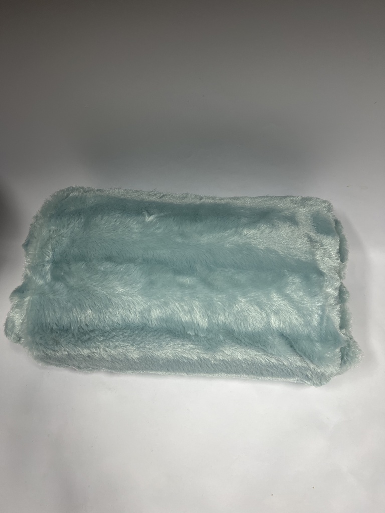 COBIJA AZUL CLARO FELPUDA