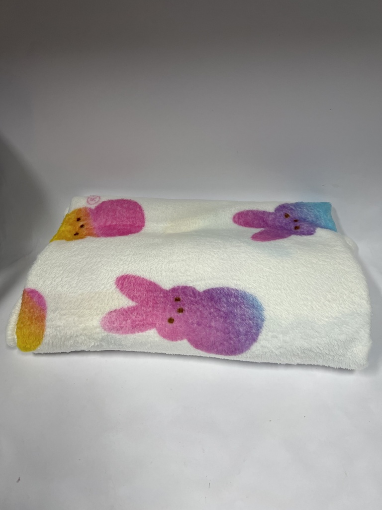 COBIJA CONEJOS FONDO BLANCO