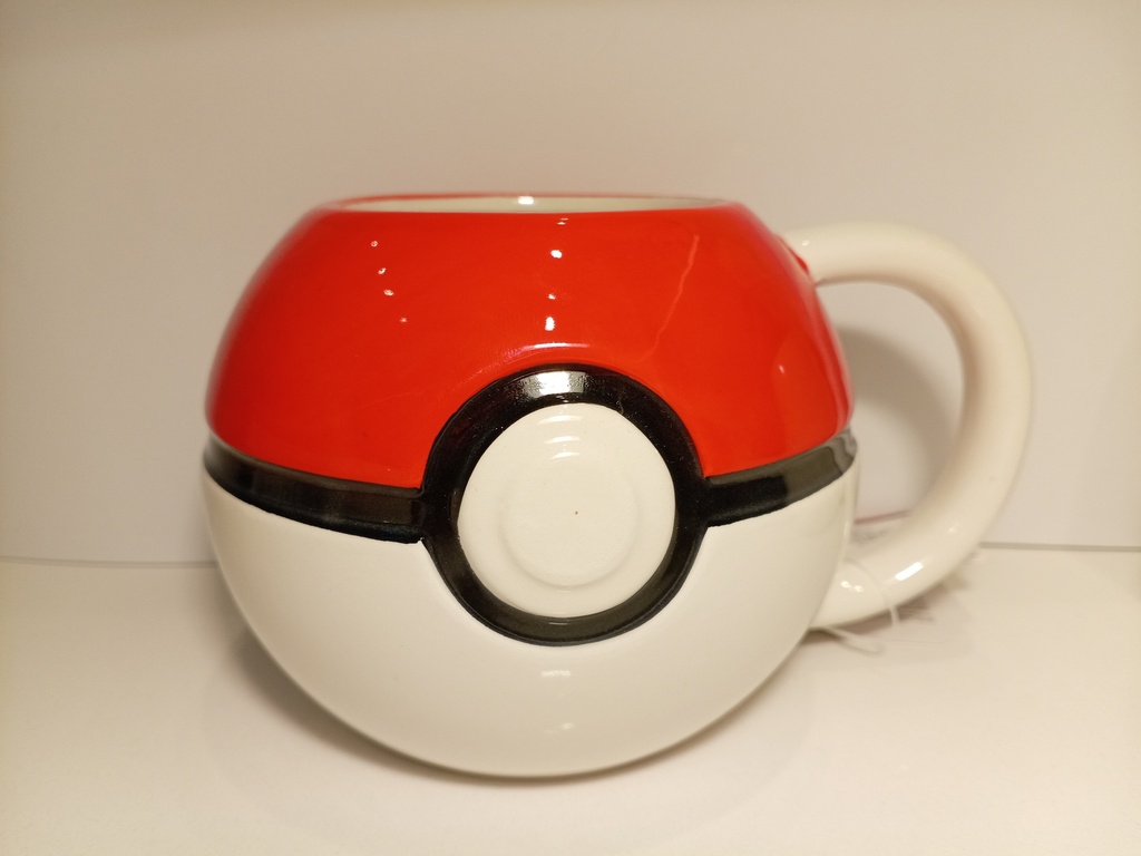 TAZA POKEMON ROJO/BLANCO