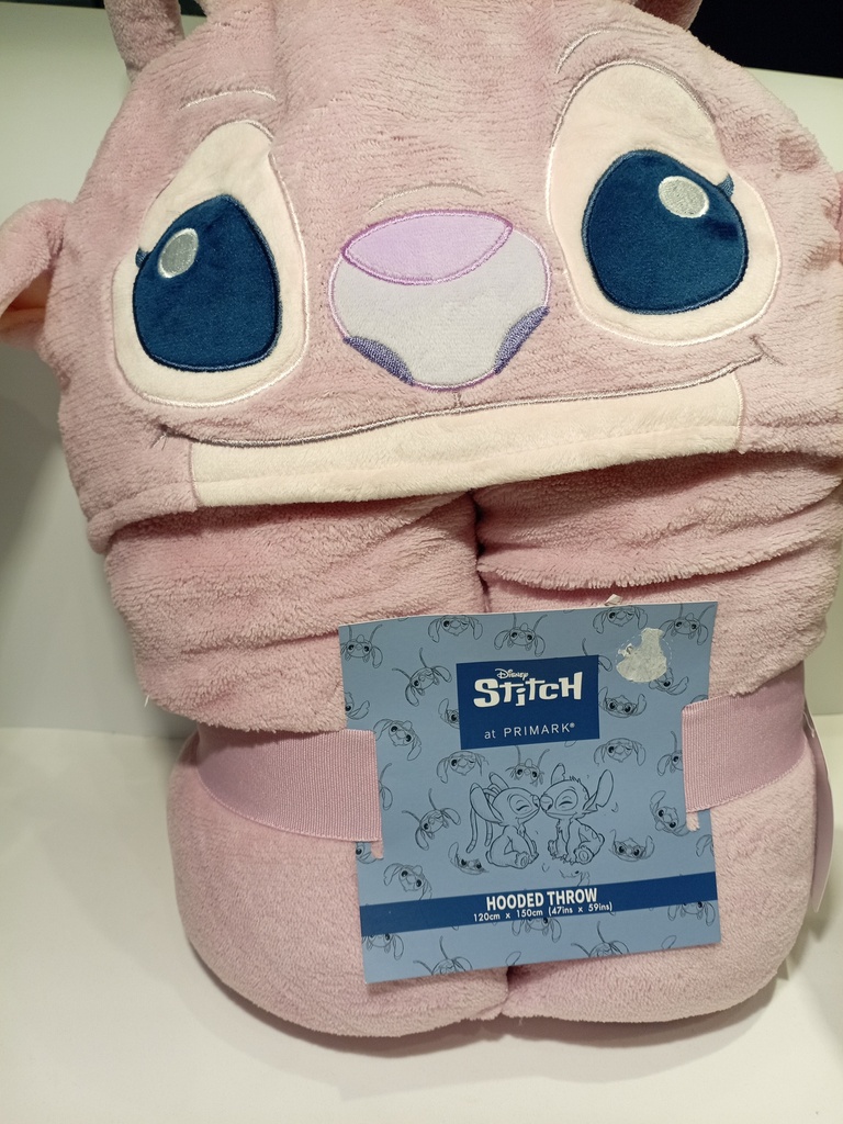 COBIJA ANGELA CON CAPUCHA