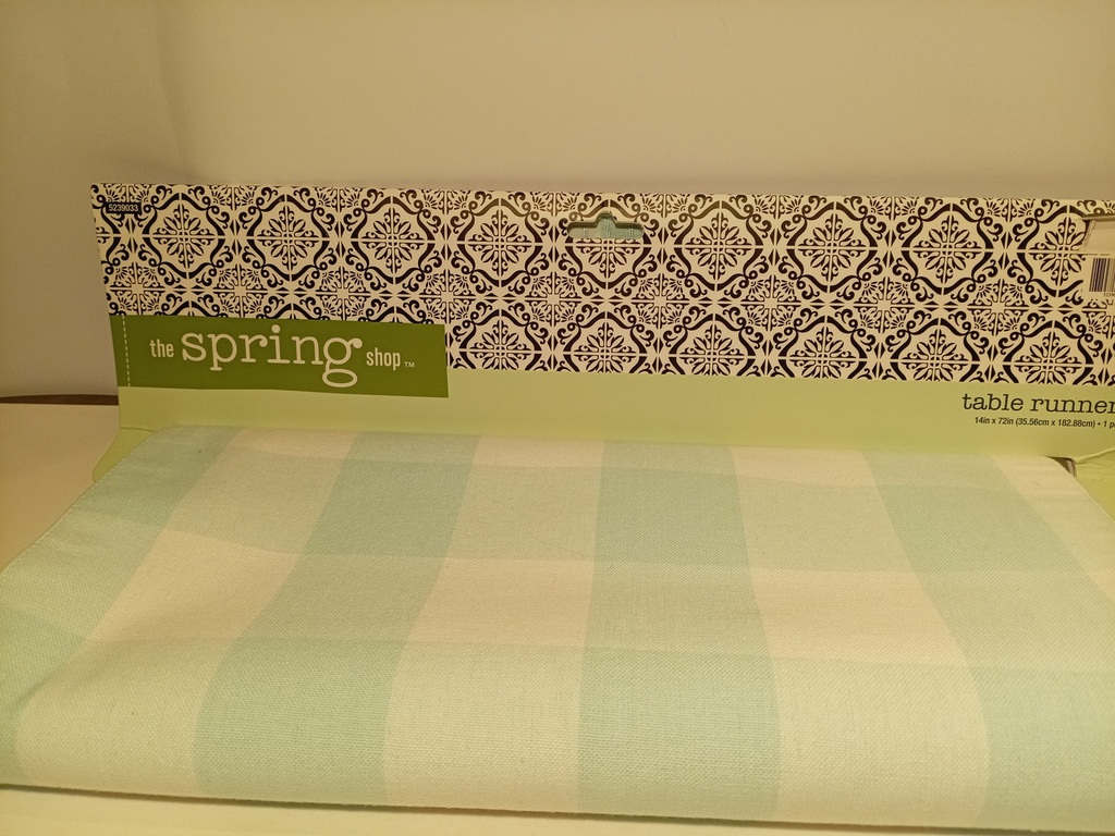 CAMINO DE MESA THE SPRING SHOP CUADROS VERDE CLARO/BLANCO