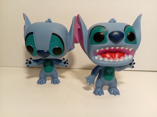 FUNKO STITCH AZUL